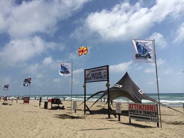 Kitesurfing Ostia